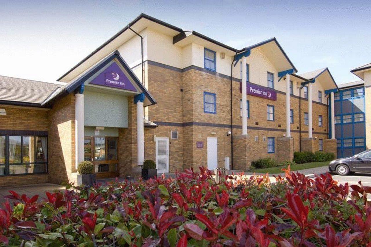 Premier Inn Wolverhampton - North Exterior photo