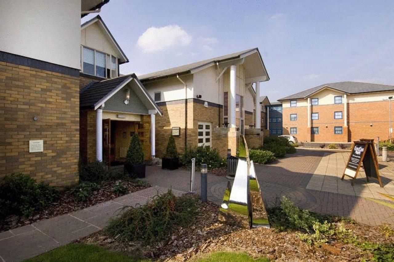 Premier Inn Wolverhampton - North Exterior photo