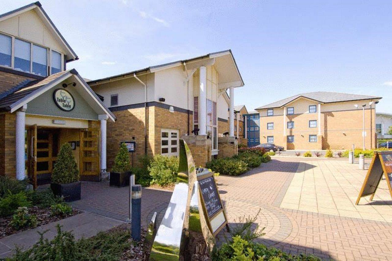 Premier Inn Wolverhampton - North Exterior photo